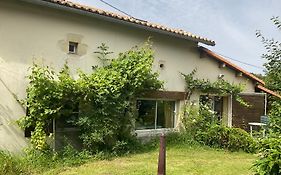 Bienvenue Chez Nous